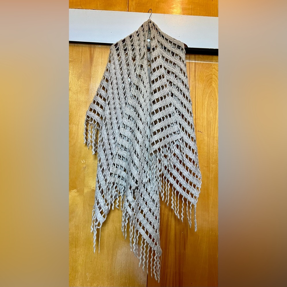 Free People Shawl / Poncho in Bone, one size.